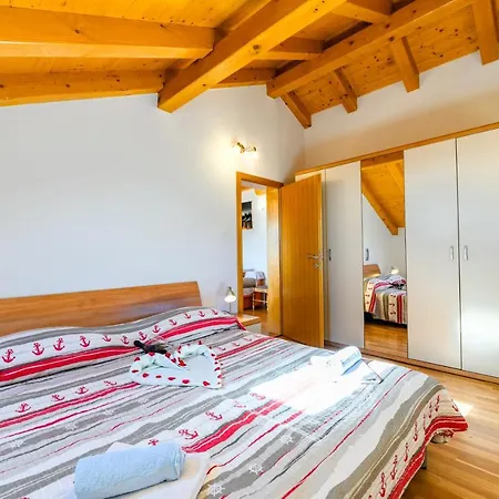 아파트 Marina Martinšćica